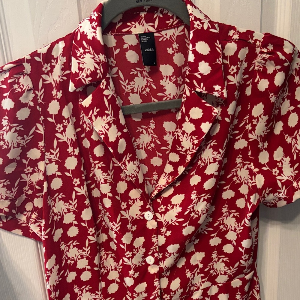 Cider Red and White Floral Short Sleeve Button-Down Shirt Dress Anthropologie